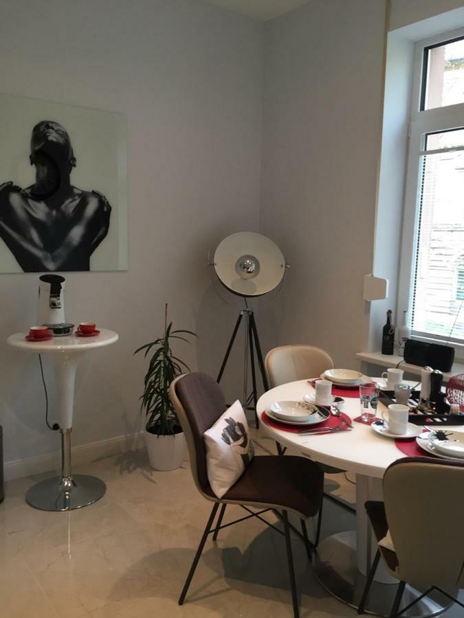 Altbauwohnung Im Herzen Von Karlsruhe Exteriör bild