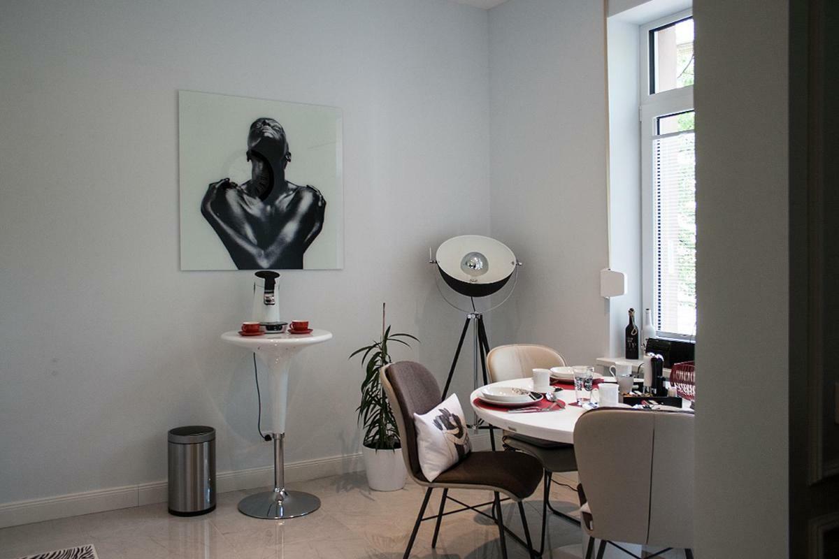 Altbauwohnung Im Herzen Von Karlsruhe Exteriör bild